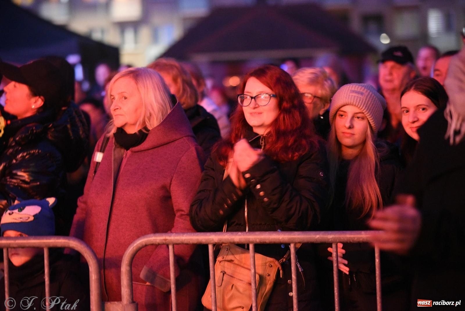 Zdjęcie w galerii na portalu naszraciborz.pl: Rafał Brzozowski w Raciborzu. Patriotycznie i przebojowo wiadomości z regionu