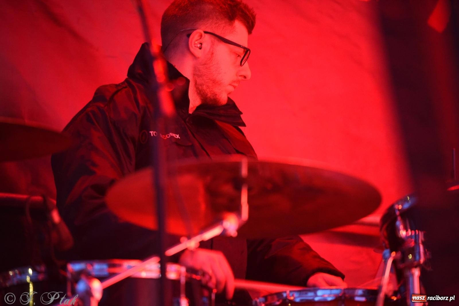 Zdjęcie w galerii na portalu naszraciborz.pl: Rafał Brzozowski w Raciborzu. Patriotycznie i przebojowo wiadomości z regionu