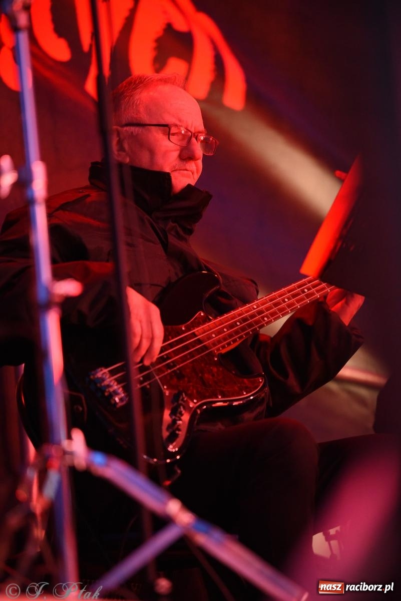 Zdjęcie w galerii na portalu naszraciborz.pl: Rafał Brzozowski w Raciborzu. Patriotycznie i przebojowo wiadomości z regionu