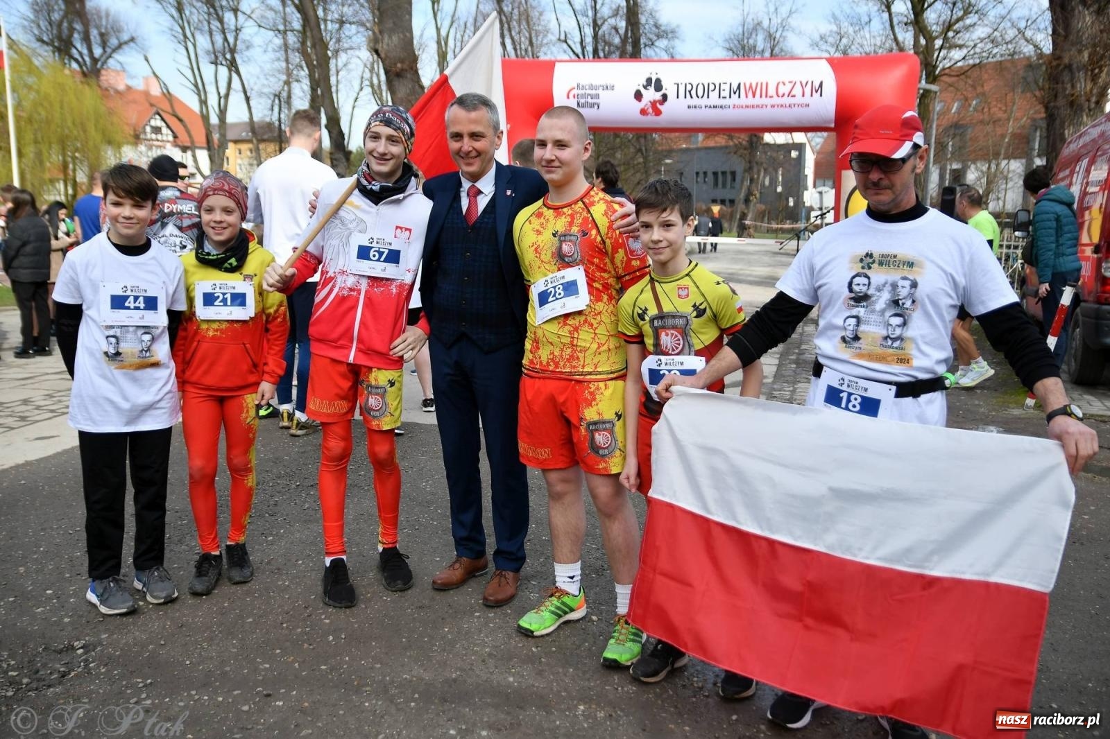 Zdjęcie w galerii na portalu naszraciborz.pl: Tropem Wilczym - Bieg Pamięci Żołnierzy Wyklętych wiadomości z regionu