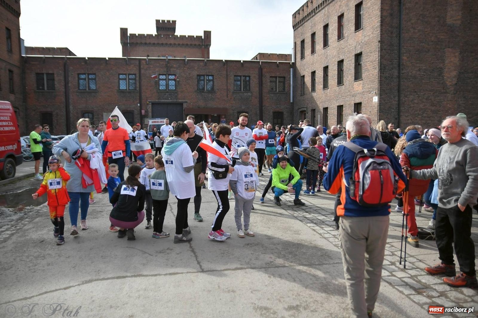 Zdjęcie w galerii na portalu naszraciborz.pl: Tropem Wilczym - Bieg Pamięci Żołnierzy Wyklętych wiadomości z regionu