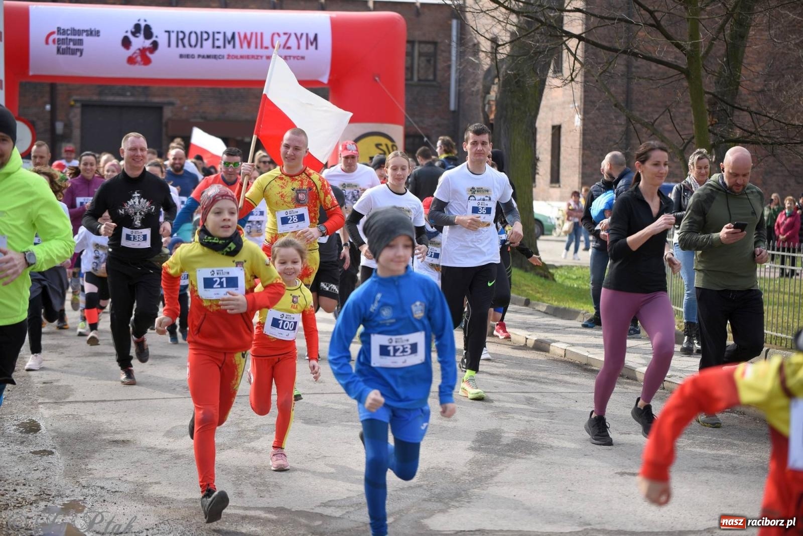 Zdjęcie w galerii na portalu naszraciborz.pl: Tropem Wilczym - Bieg Pamięci Żołnierzy Wyklętych wiadomości z regionu