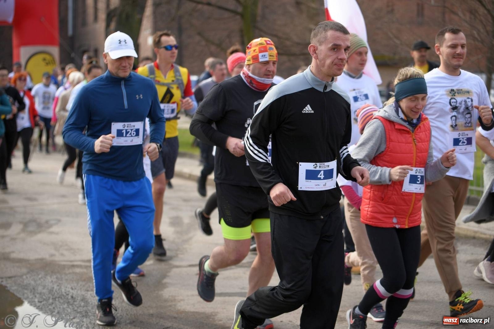 Zdjęcie w galerii na portalu naszraciborz.pl: Tropem Wilczym - Bieg Pamięci Żołnierzy Wyklętych wiadomości z regionu