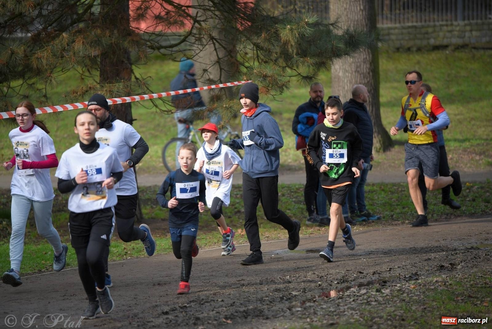 Zdjęcie w galerii na portalu naszraciborz.pl: Tropem Wilczym - Bieg Pamięci Żołnierzy Wyklętych wiadomości z regionu