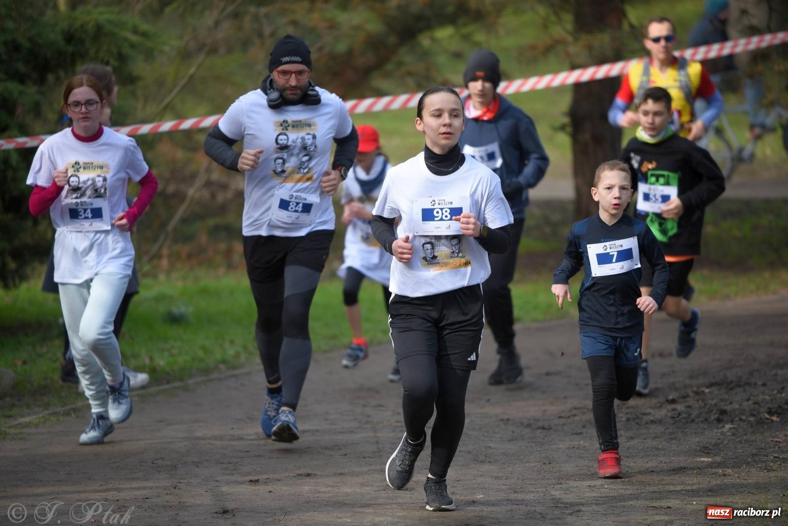 Zdjęcie w galerii na portalu naszraciborz.pl: Tropem Wilczym - Bieg Pamięci Żołnierzy Wyklętych wiadomości z regionu