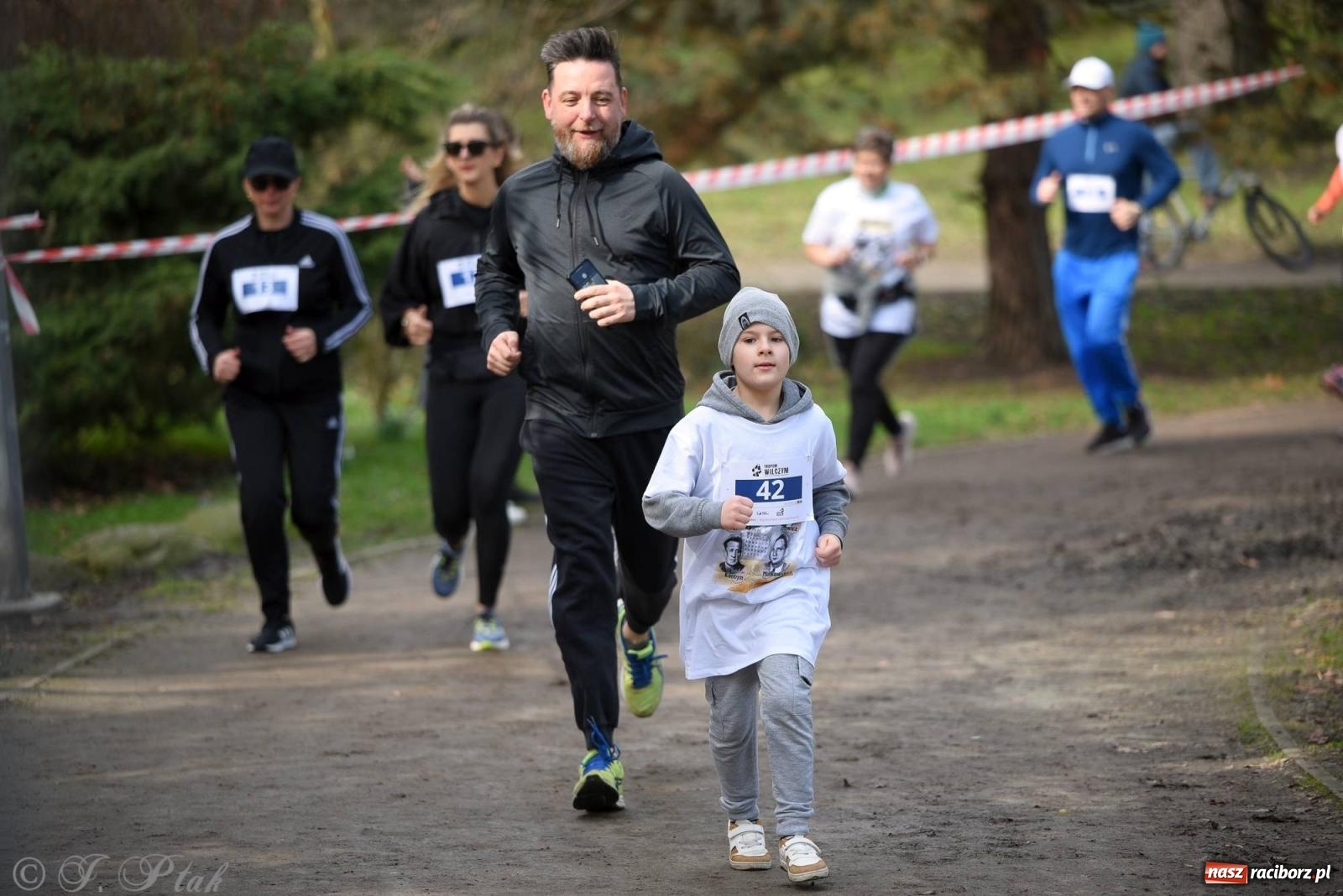 Zdjęcie w galerii na portalu naszraciborz.pl: Tropem Wilczym - Bieg Pamięci Żołnierzy Wyklętych wiadomości z regionu