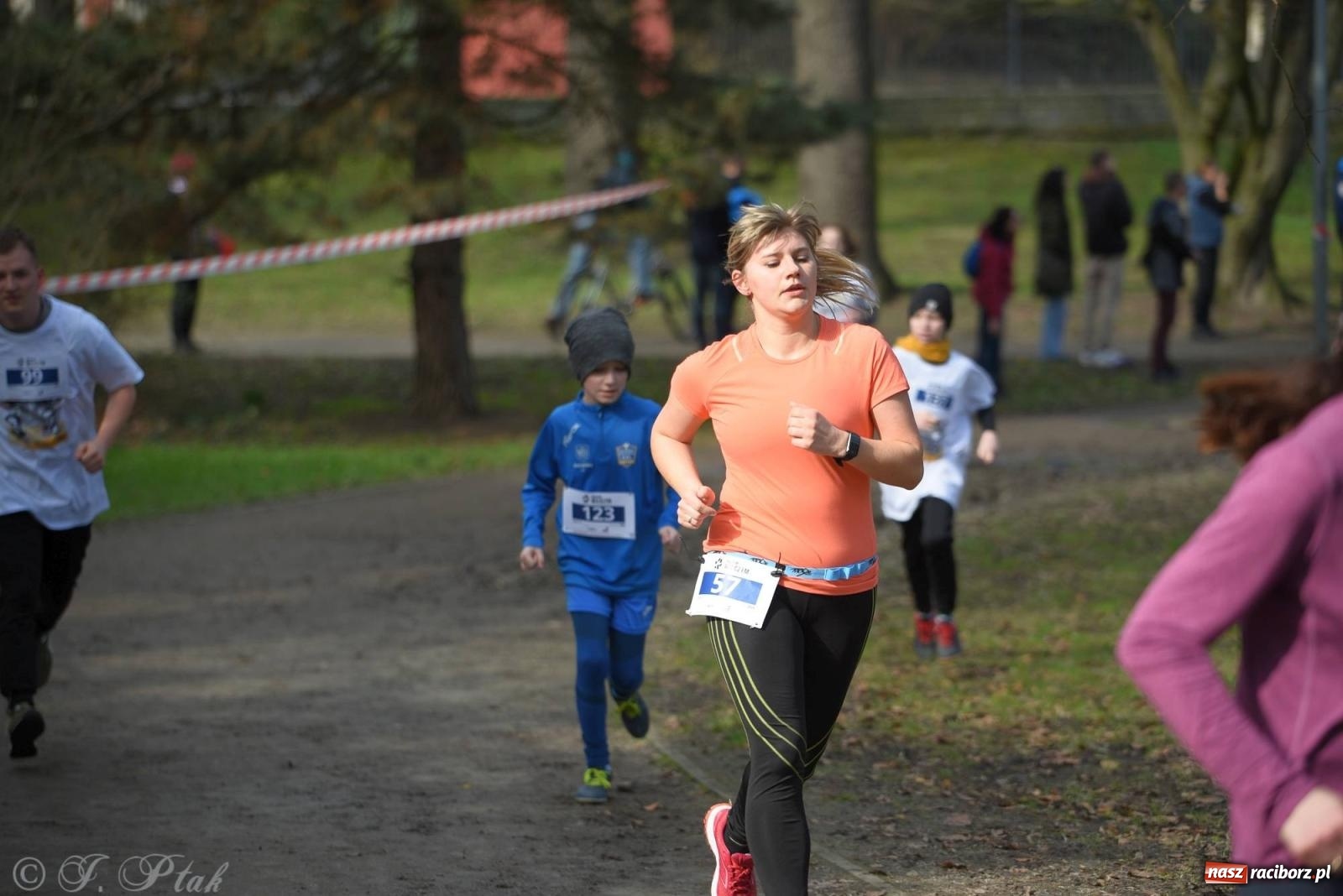Zdjęcie w galerii na portalu naszraciborz.pl: Tropem Wilczym - Bieg Pamięci Żołnierzy Wyklętych wiadomości z regionu
