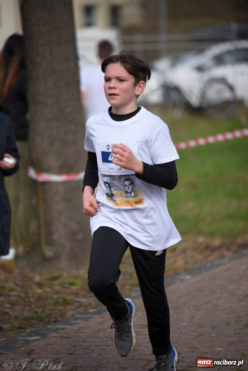 Zdjęcie w galerii na portalu naszraciborz.pl: Tropem Wilczym - Bieg Pamięci Żołnierzy Wyklętych wiadomości z regionu