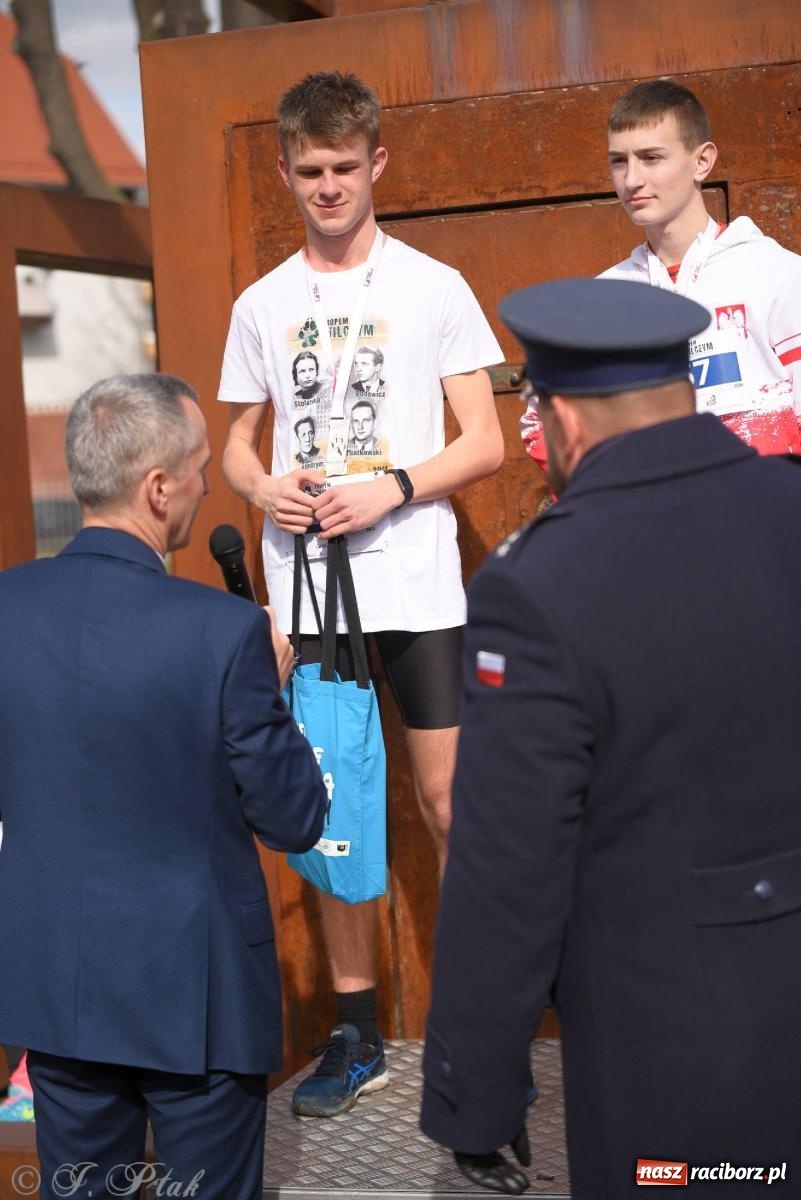 Zdjęcie w galerii na portalu naszraciborz.pl: Tropem Wilczym - Bieg Pamięci Żołnierzy Wyklętych wiadomości z regionu