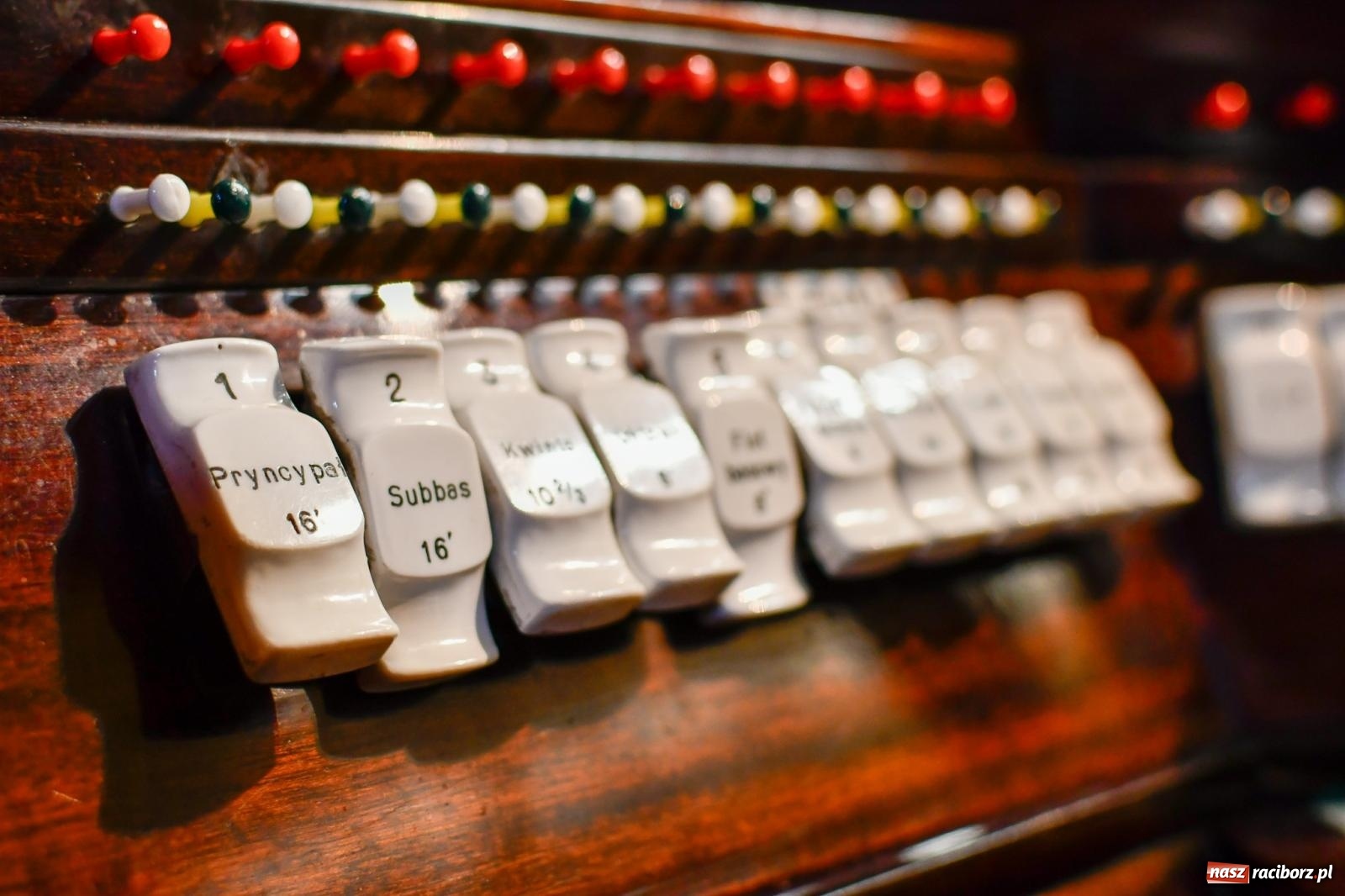 Zdjęcie w galerii na portalu naszraciborz.pl: Wołanie do Człowieka. Koncert poetycko-muzyczny w kościele farnym [FOTO i WIDEO] wiadomości z regionu