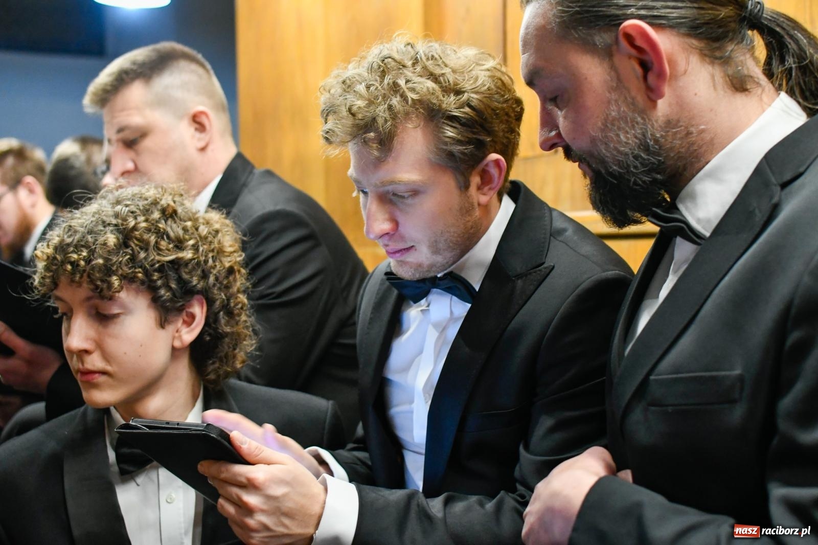 Zdjęcie w galerii na portalu naszraciborz.pl: Wołanie do Człowieka. Koncert poetycko-muzyczny w kościele farnym [FOTO i WIDEO] wiadomości z regionu