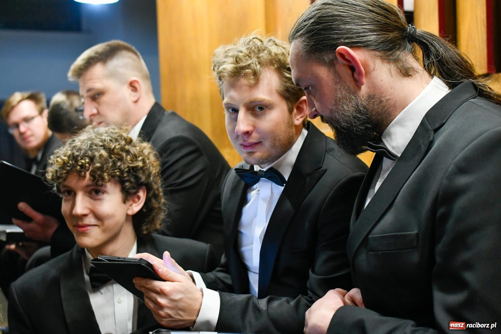 Zdjęcie w galerii na portalu naszraciborz.pl: Wołanie do Człowieka. Koncert poetycko-muzyczny w kościele farnym [FOTO i WIDEO] wiadomości z regionu