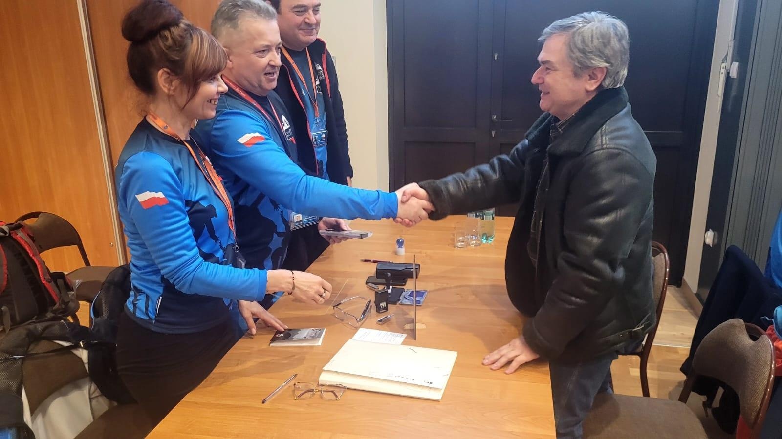 Zdjęcie w galerii na portalu naszraciborz.pl: Loża Zdobywców Korony Gór Polski z udziałem raciborzan wiadomości z regionu