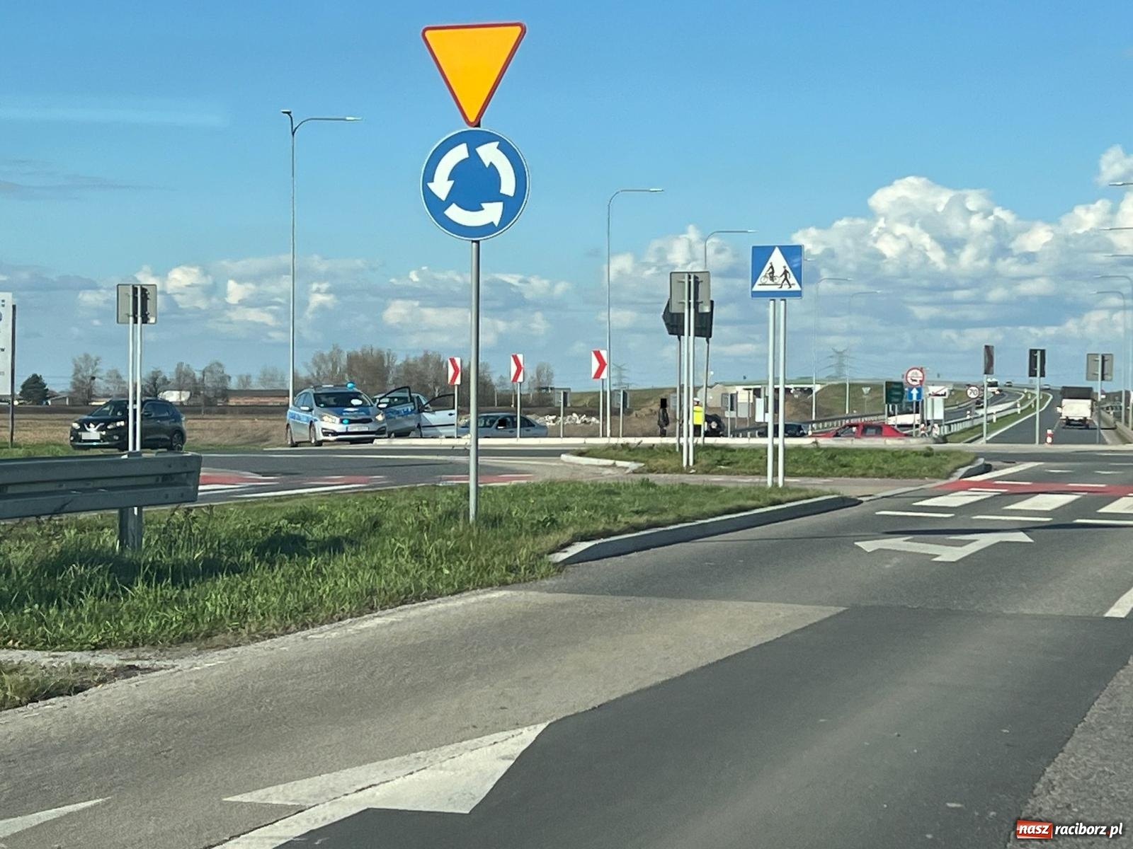 Zdjęcie w galerii na portalu naszraciborz.pl: 75-latek potrącił motocyklistę przy Rybnickiej wiadomości z regionu
