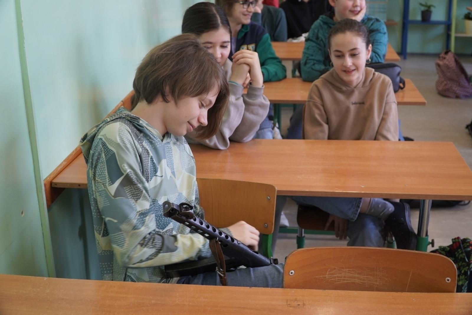 Zdjęcie w galerii na portalu naszraciborz.pl: Prezydent wcielił się w rolę nauczyciela historii wiadomości z regionu