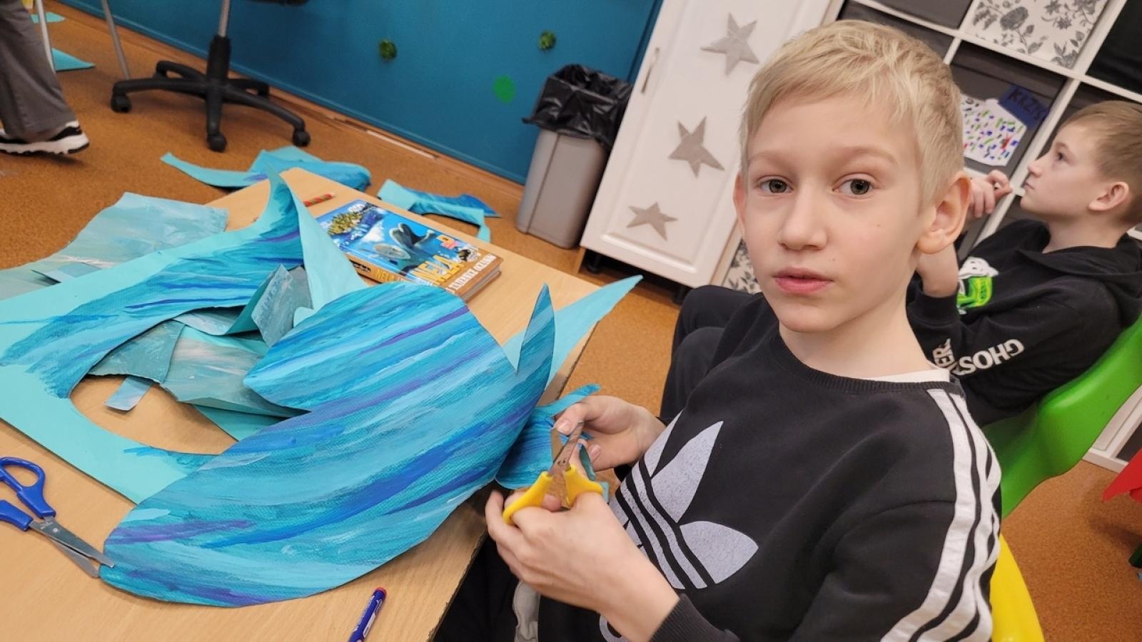 Zdjęcie w galerii na portalu naszraciborz.pl: Dzieci tworzą wielkanocne dekoracje dla Raciborza wiadomości z regionu