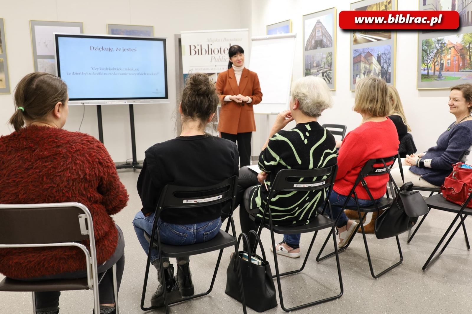 Zdjęcie w galerii na portalu naszraciborz.pl: Milionerzy czasu w raciborskiej bibliotece. Ruszył projekt Biblioteka z pasją wiadomości z regionu