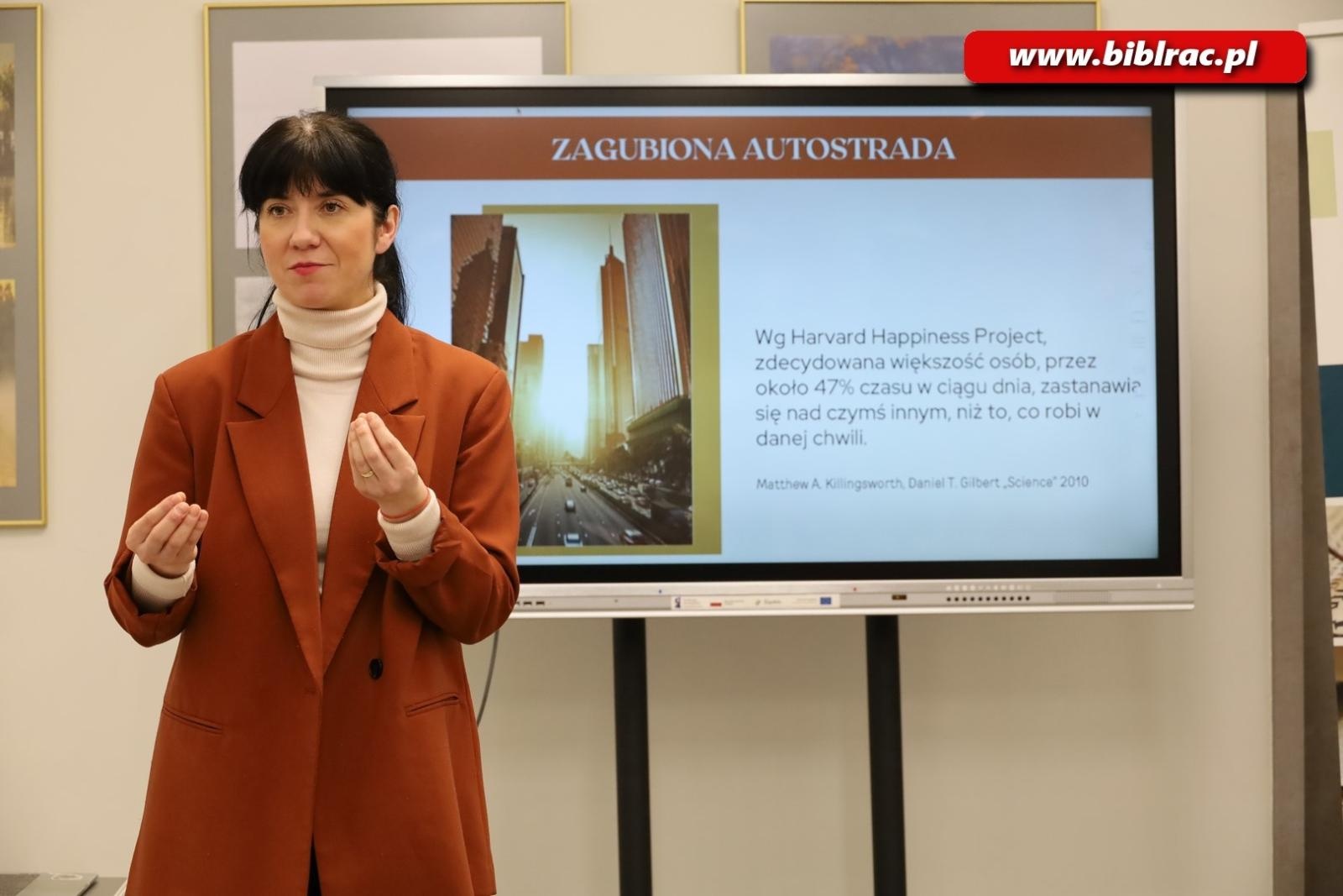 Zdjęcie w galerii na portalu naszraciborz.pl: Milionerzy czasu w raciborskiej bibliotece. Ruszył projekt Biblioteka z pasją wiadomości z regionu