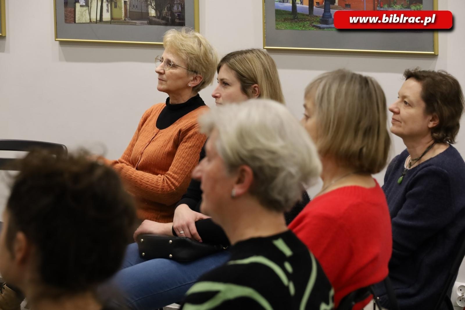 Zdjęcie w galerii na portalu naszraciborz.pl: Milionerzy czasu w raciborskiej bibliotece. Ruszył projekt Biblioteka z pasją wiadomości z regionu