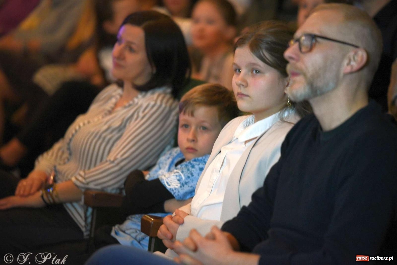 Zdjęcie w galerii na portalu naszraciborz.pl: Prymusi raciborskich szkół odebrali stypendia od miasta [FOTO i WIDEO] wiadomości z regionu