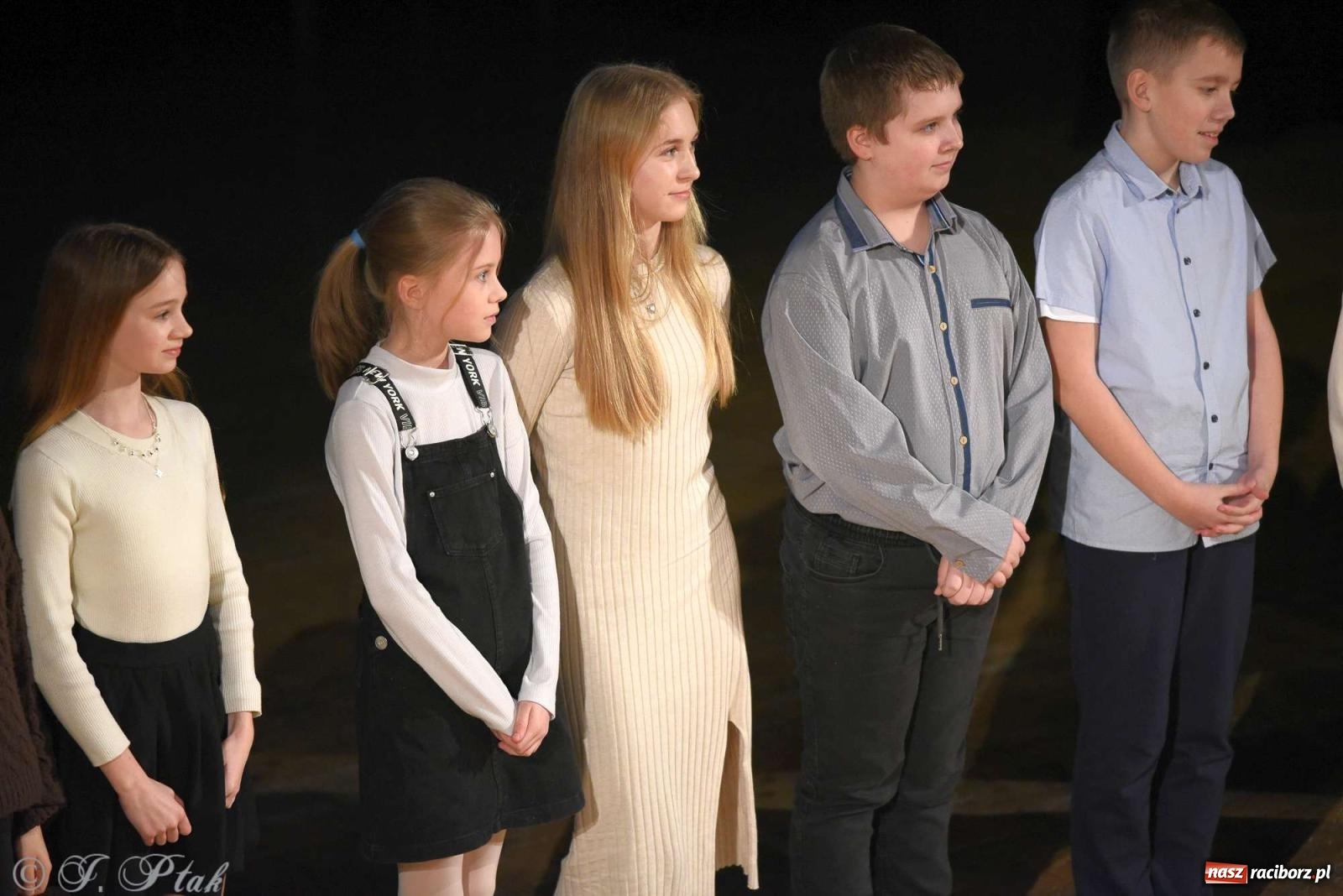 Zdjęcie w galerii na portalu naszraciborz.pl: Prymusi raciborskich szkół odebrali stypendia od miasta [FOTO i WIDEO] wiadomości z regionu