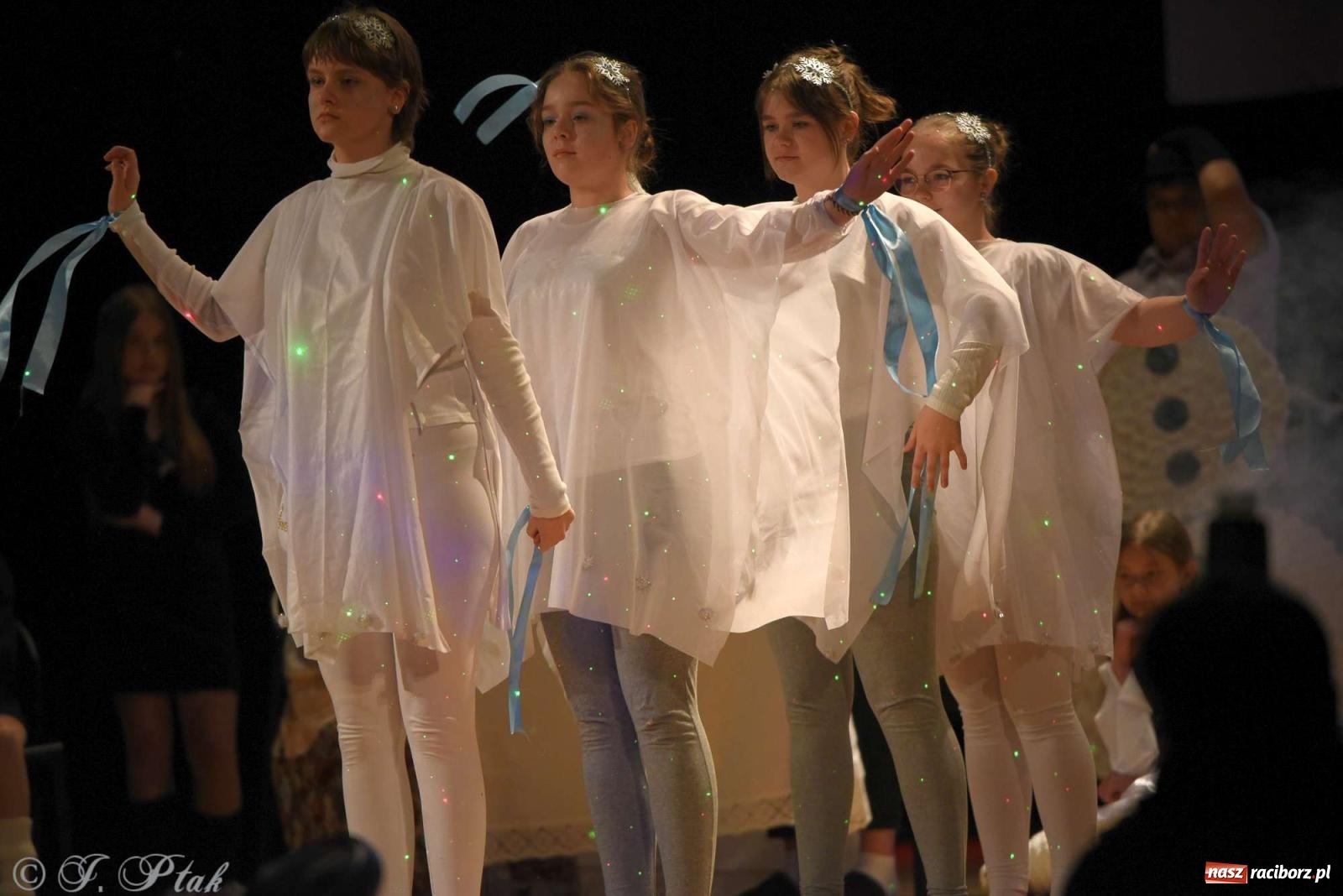 Zdjęcie w galerii na portalu naszraciborz.pl: Prymusi raciborskich szkół odebrali stypendia od miasta [FOTO i WIDEO] wiadomości z regionu