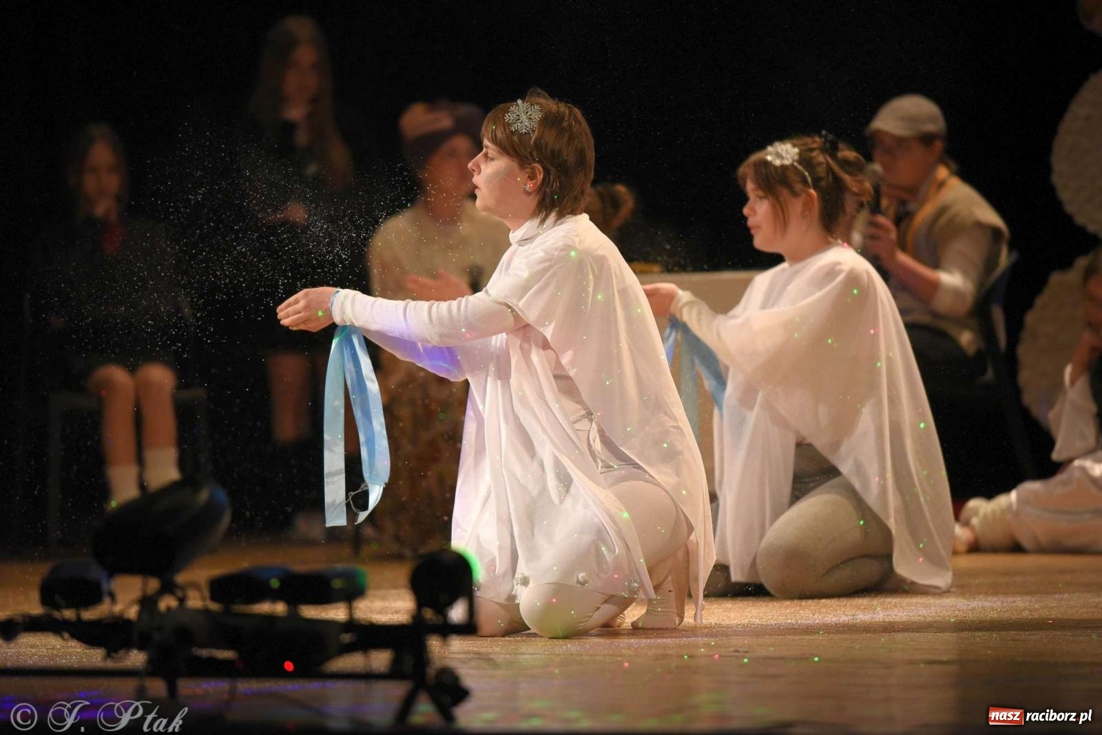 Zdjęcie w galerii na portalu naszraciborz.pl: Prymusi raciborskich szkół odebrali stypendia od miasta [FOTO i WIDEO] wiadomości z regionu