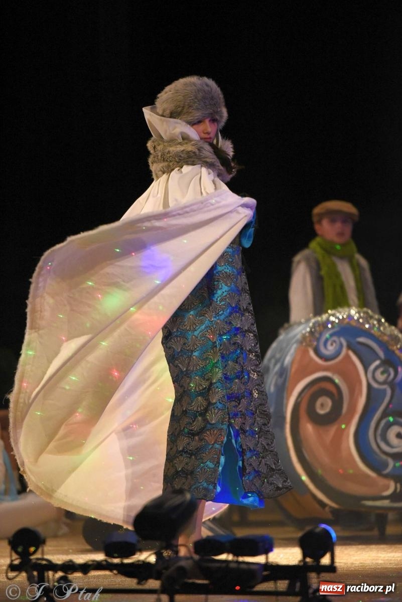 Zdjęcie w galerii na portalu naszraciborz.pl: Prymusi raciborskich szkół odebrali stypendia od miasta [FOTO i WIDEO] wiadomości z regionu