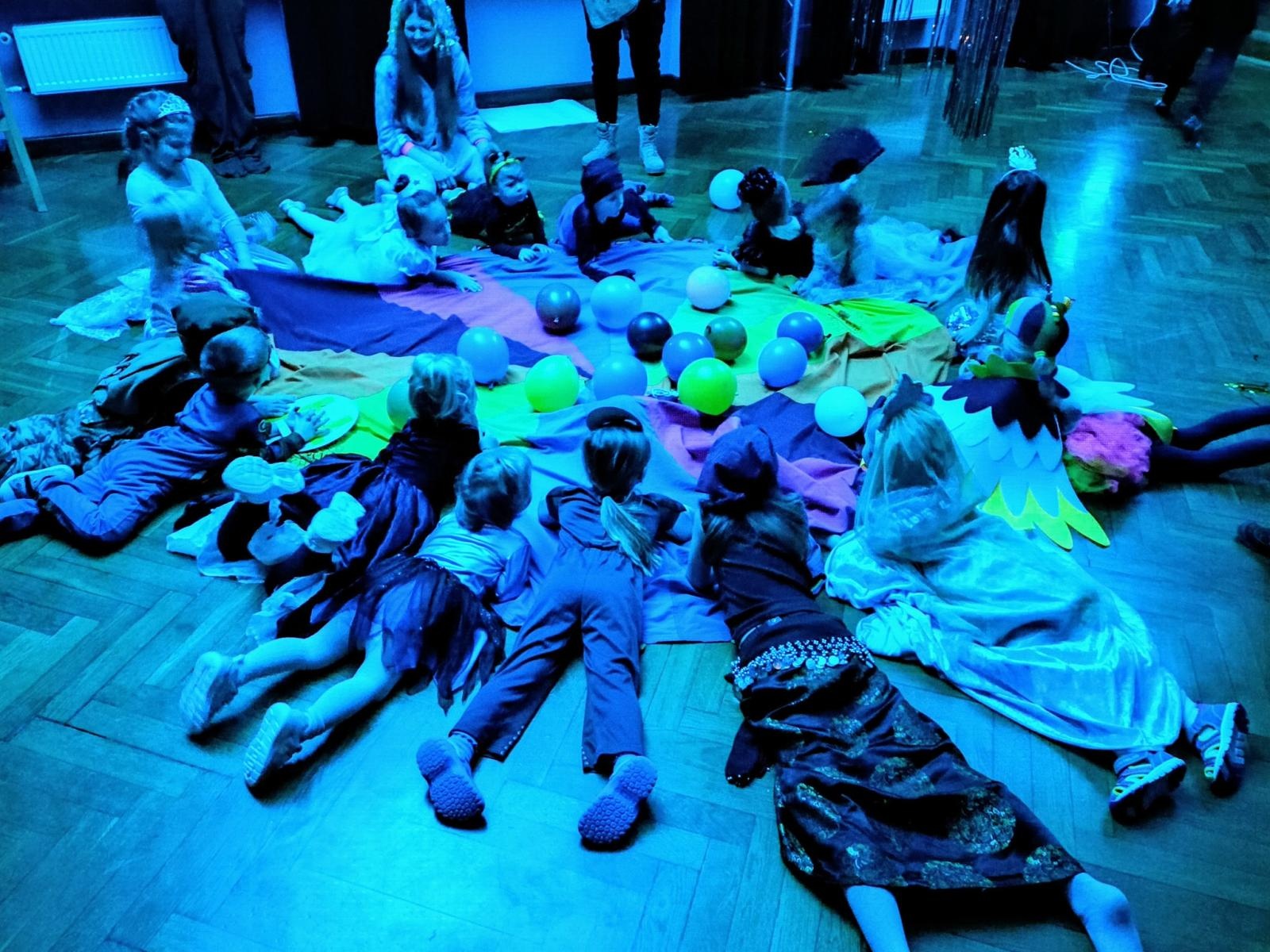 Zdjęcie w galerii na portalu naszraciborz.pl: Mali Odkrywcy - jak stać się kimś innym odkrywając samego siebie wiadomości z regionu