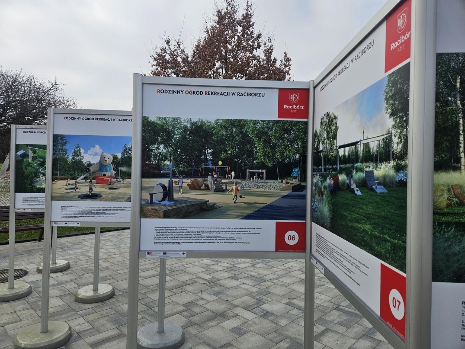 Zdjęcie w galerii na portalu naszraciborz.pl: Mieli być mieszkańcy, a byli uczniowie i kandydaci Polowego w tle. Polityka zahacza w Raciborzu o szkoły wiadomości z regionu