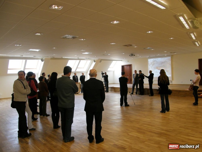 Zdjęcie w galerii na portalu naszraciborz.pl: Odbiór końcowy robót na zamku wiadomości z regionu