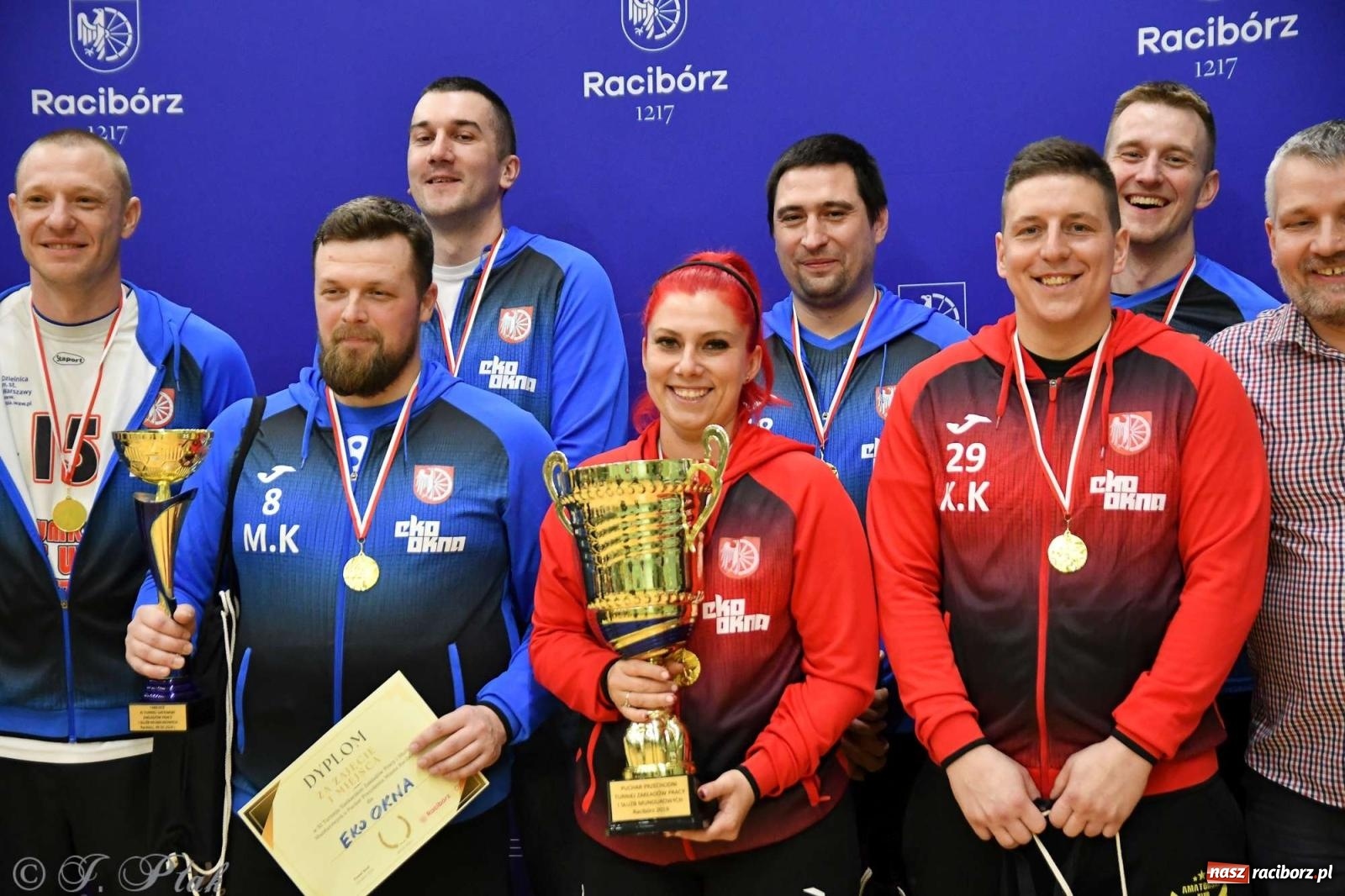 Zdjęcie w galerii na portalu naszraciborz.pl: Puchar prezydenta Raciborza wrócił do Eko-Okien wiadomości z regionu