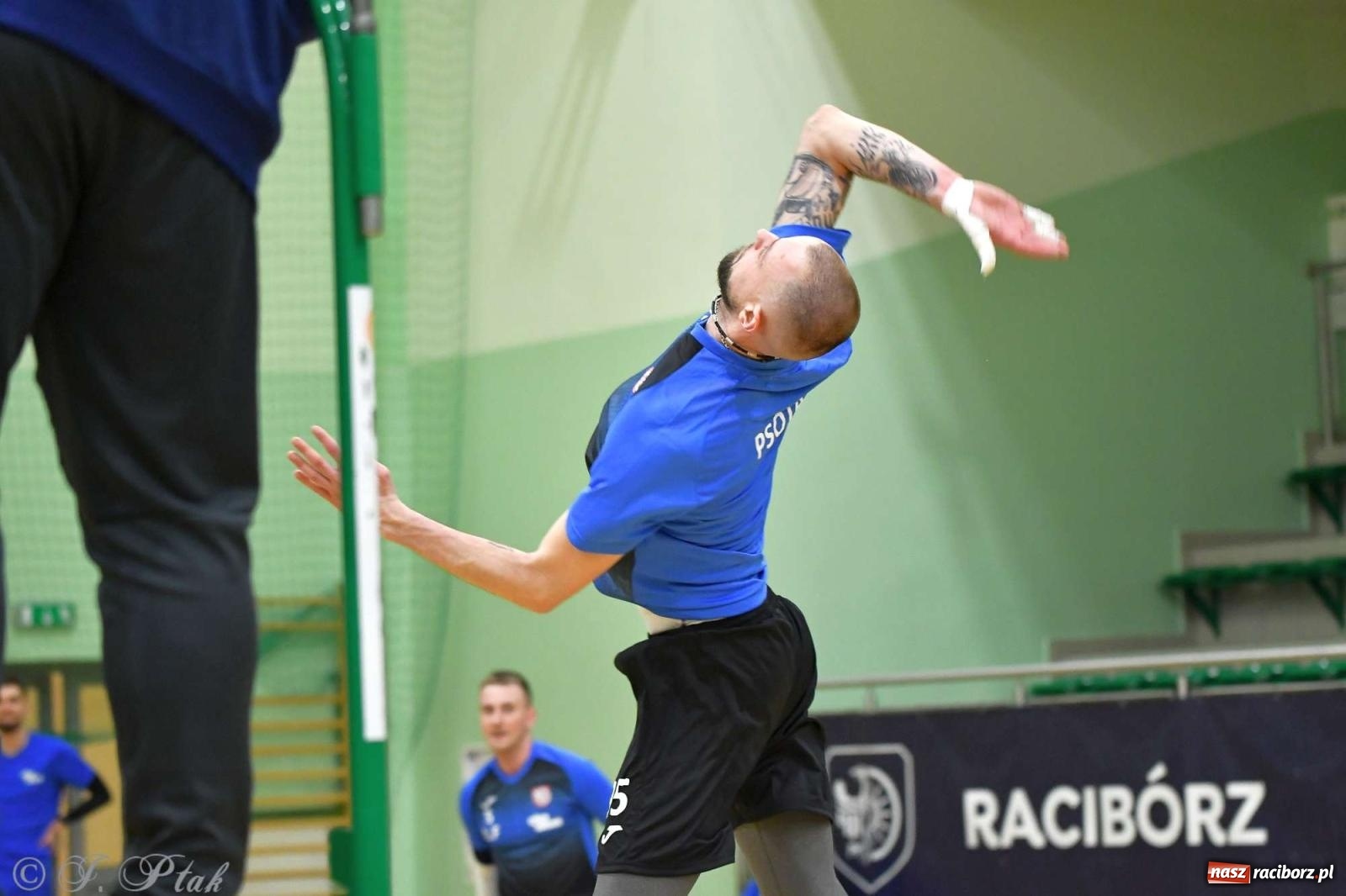 Zdjęcie w galerii na portalu naszraciborz.pl: Puchar prezydenta Raciborza wrócił do Eko-Okien wiadomości z regionu