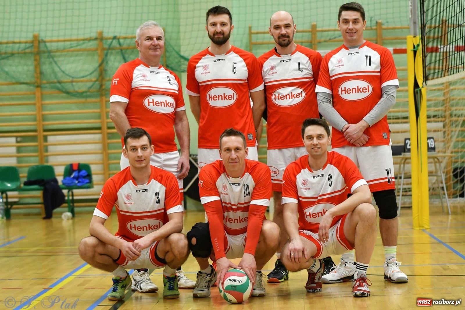 Zdjęcie w galerii na portalu naszraciborz.pl: Puchar prezydenta Raciborza wrócił do Eko-Okien wiadomości z regionu