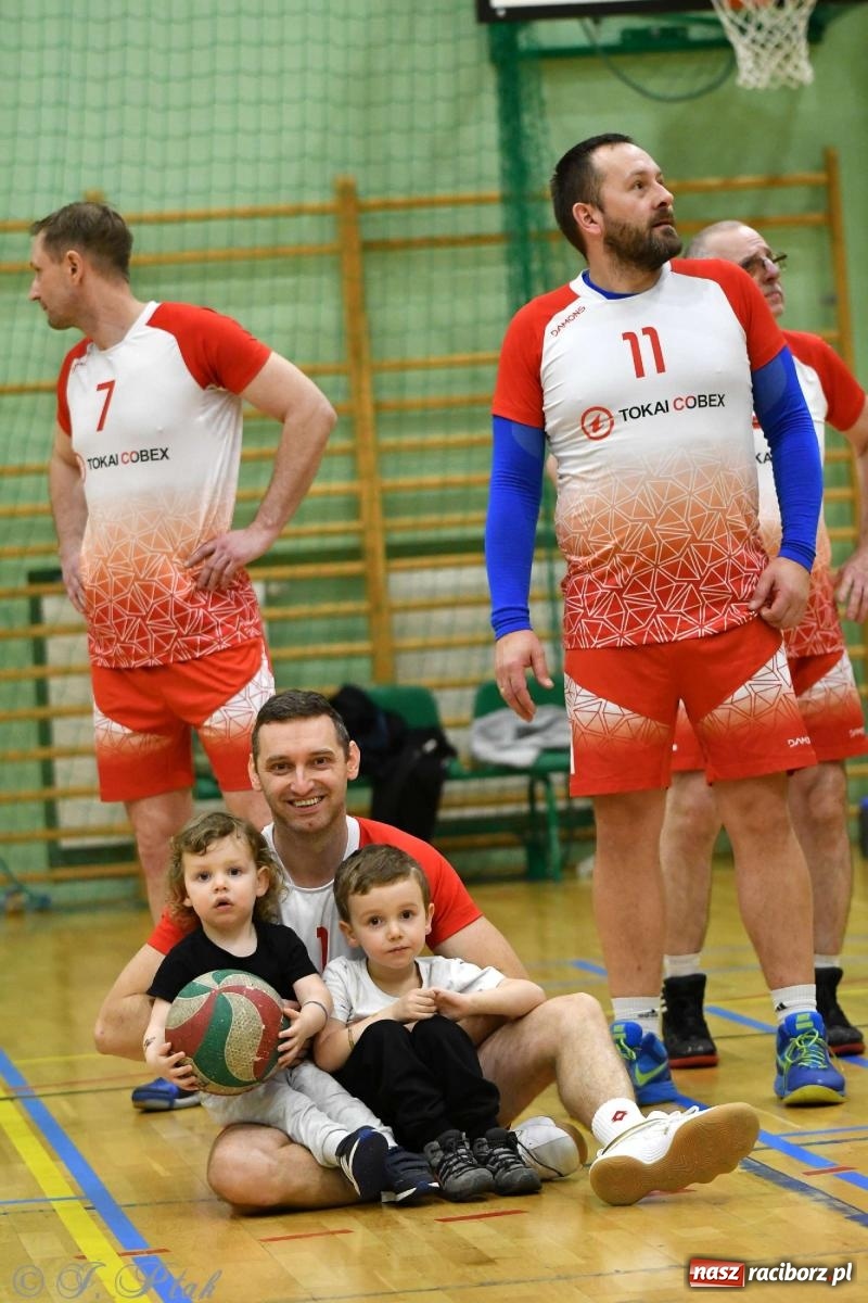 Zdjęcie w galerii na portalu naszraciborz.pl: Puchar prezydenta Raciborza wrócił do Eko-Okien wiadomości z regionu