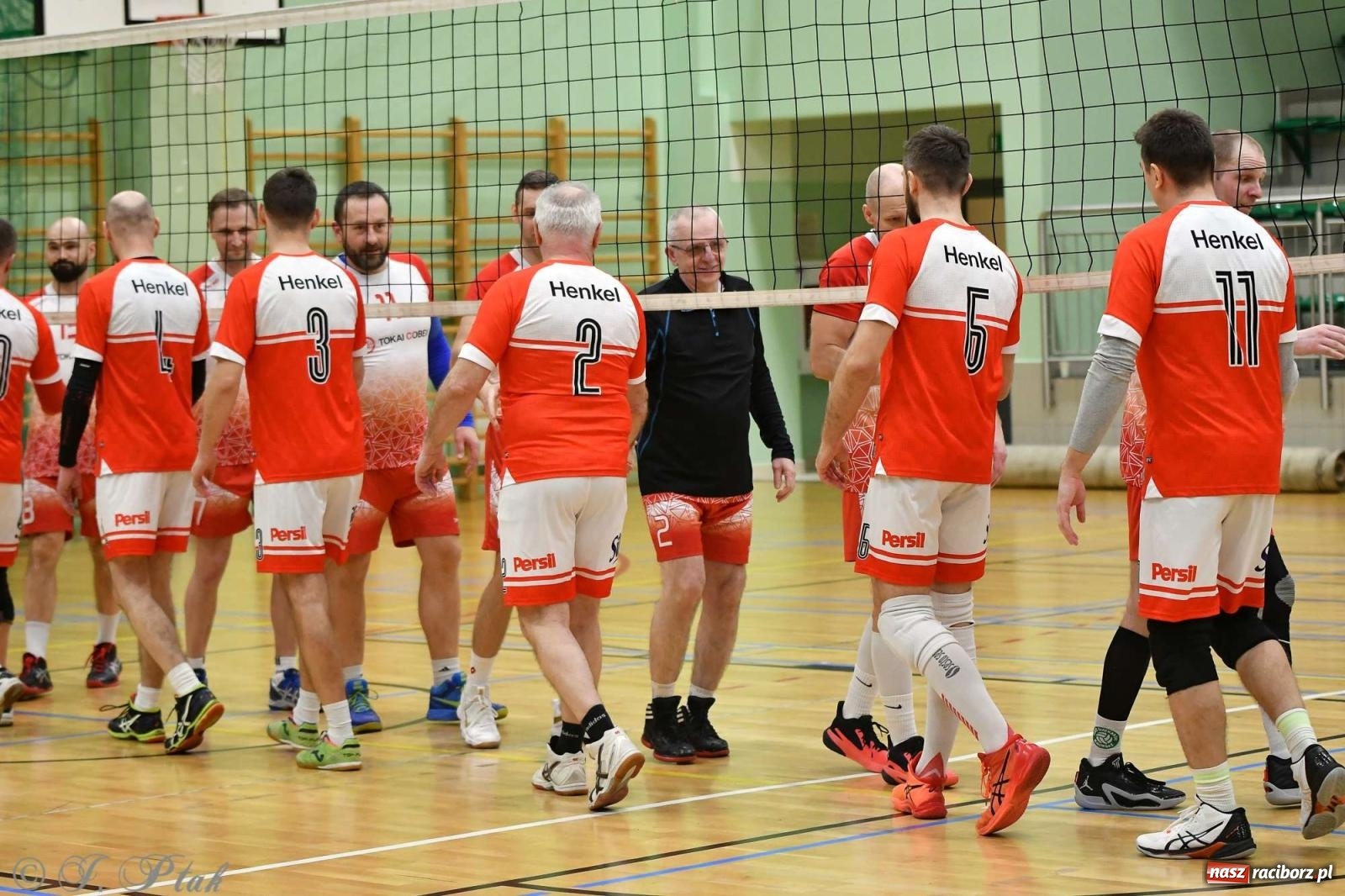 Zdjęcie w galerii na portalu naszraciborz.pl: Puchar prezydenta Raciborza wrócił do Eko-Okien wiadomości z regionu