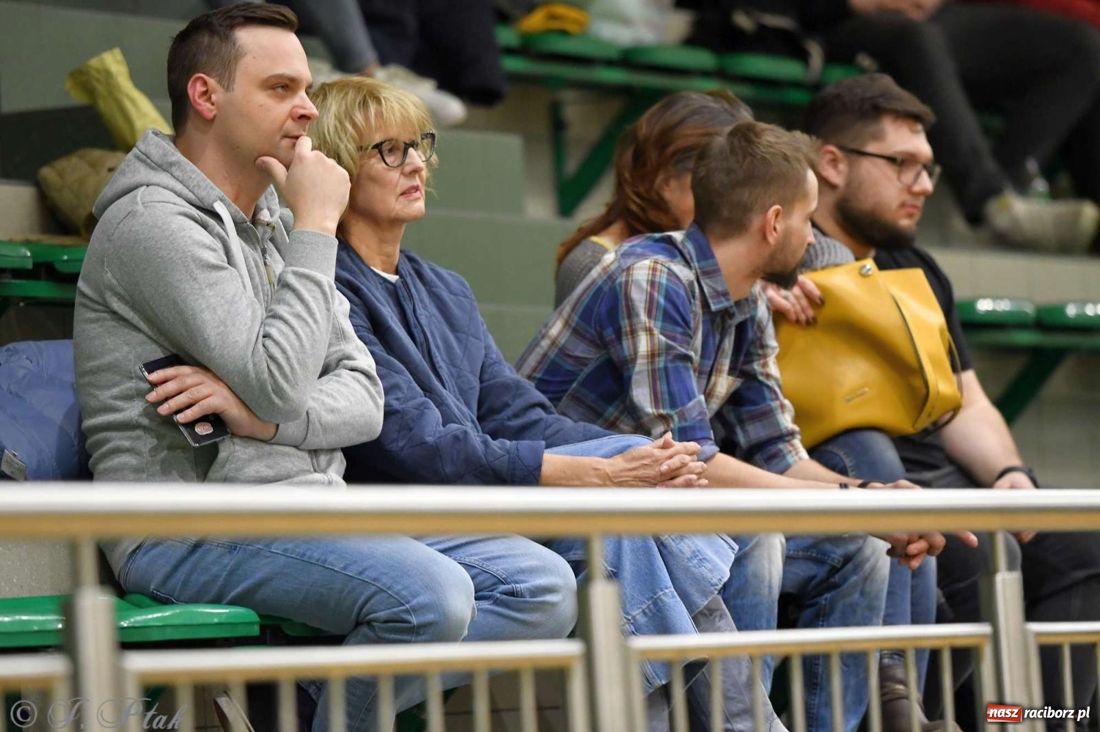 Zdjęcie w galerii na portalu naszraciborz.pl: Puchar prezydenta Raciborza wrócił do Eko-Okien wiadomości z regionu