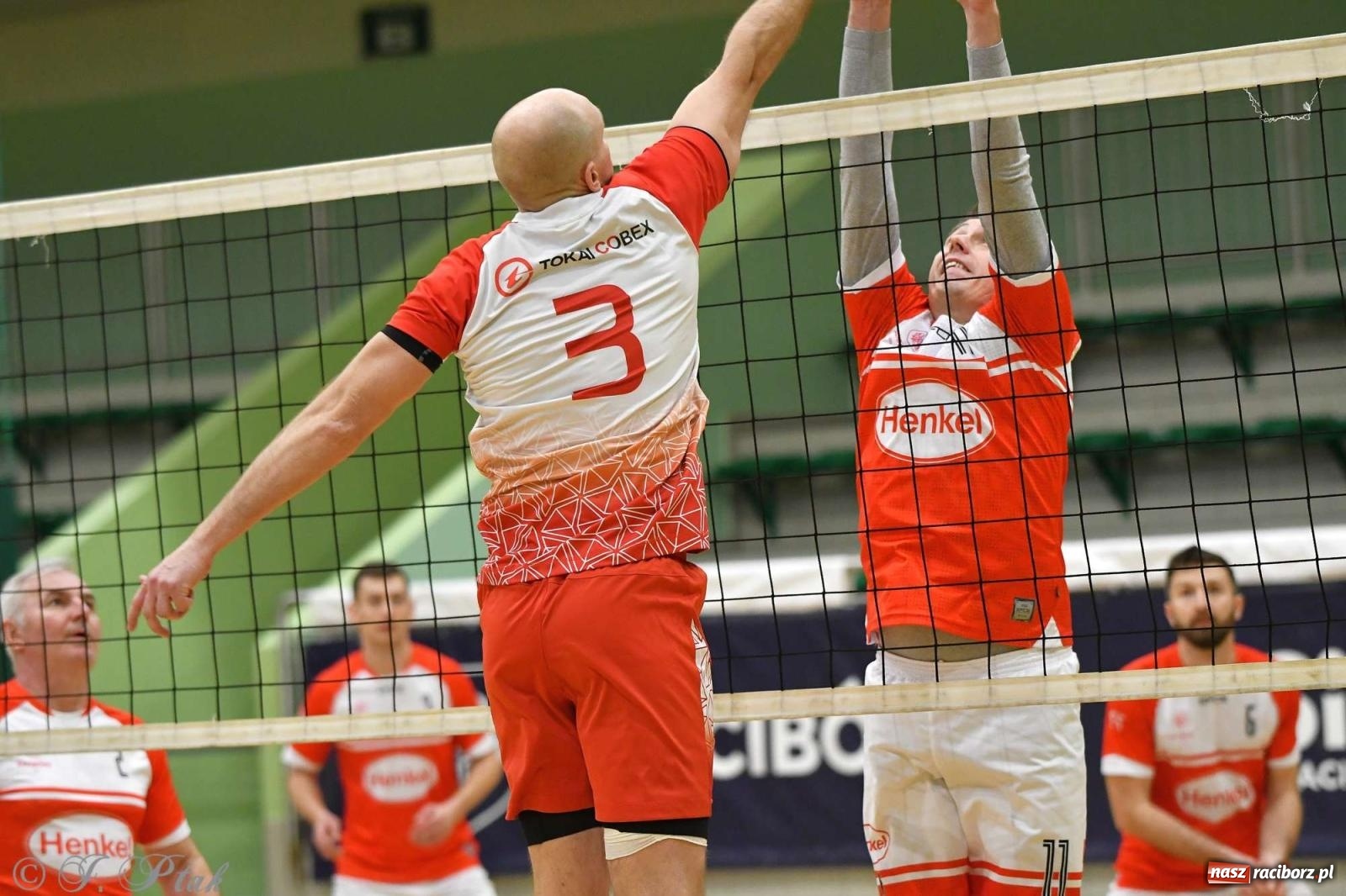 Zdjęcie w galerii na portalu naszraciborz.pl: Puchar prezydenta Raciborza wrócił do Eko-Okien wiadomości z regionu