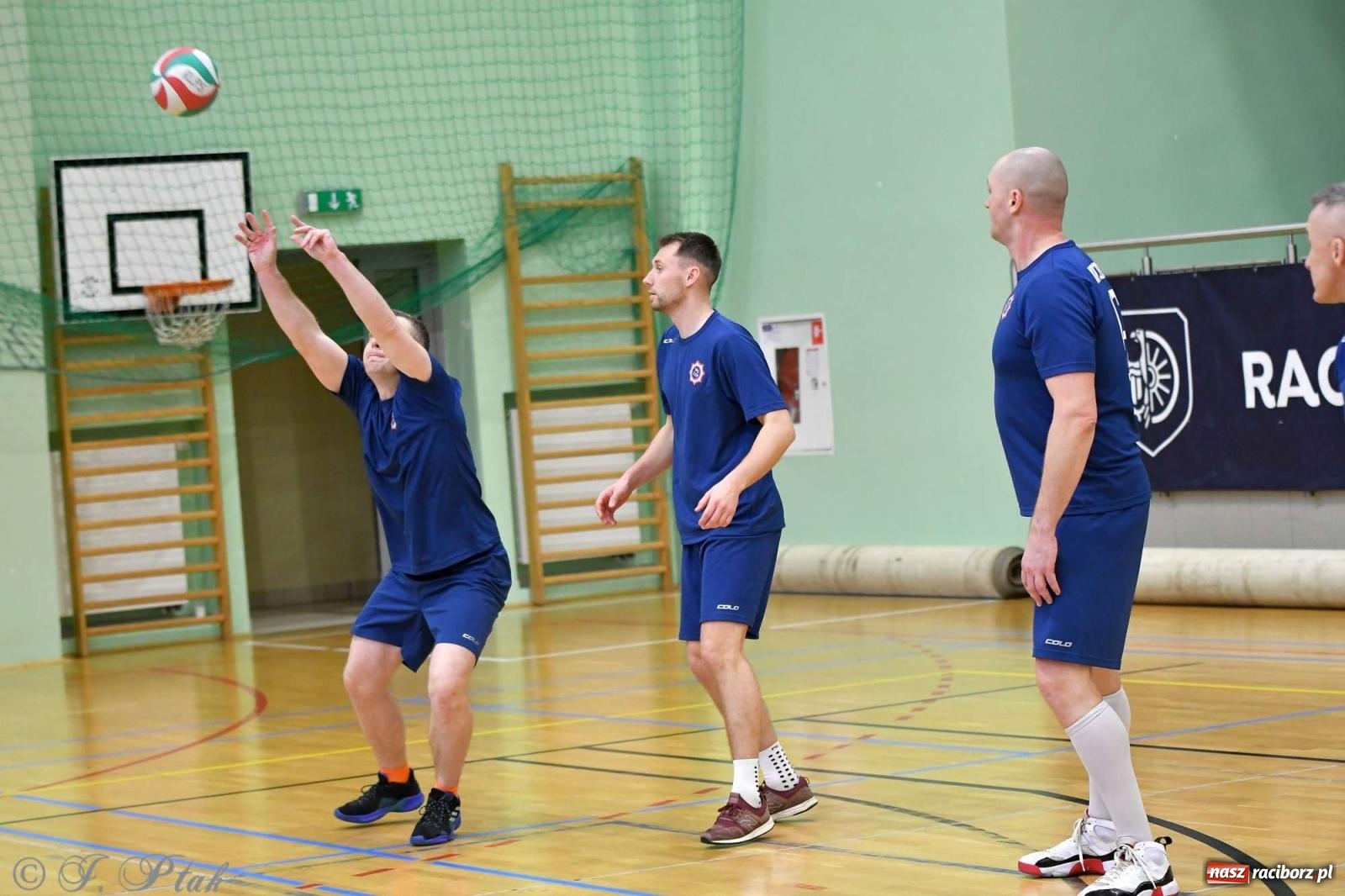 Zdjęcie w galerii na portalu naszraciborz.pl: Puchar prezydenta Raciborza wrócił do Eko-Okien wiadomości z regionu