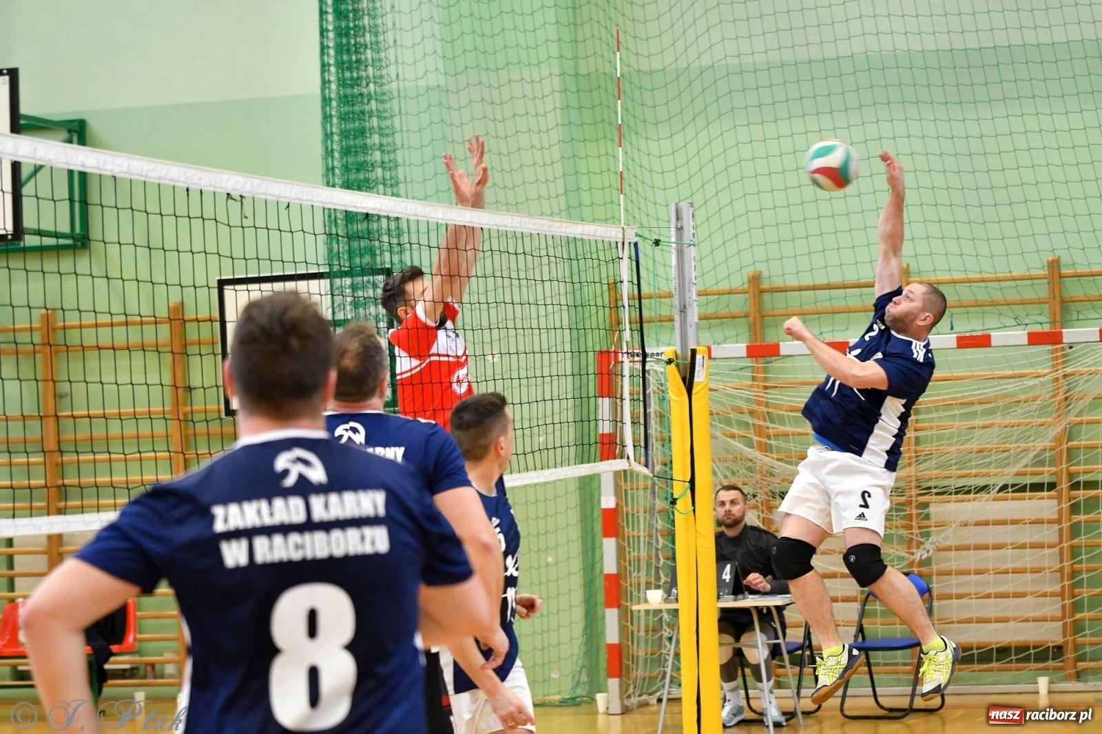 Zdjęcie w galerii na portalu naszraciborz.pl: Puchar prezydenta Raciborza wrócił do Eko-Okien wiadomości z regionu