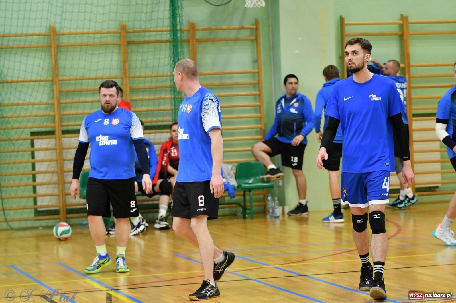 Zdjęcie w galerii na portalu naszraciborz.pl: Puchar prezydenta Raciborza wrócił do Eko-Okien wiadomości z regionu