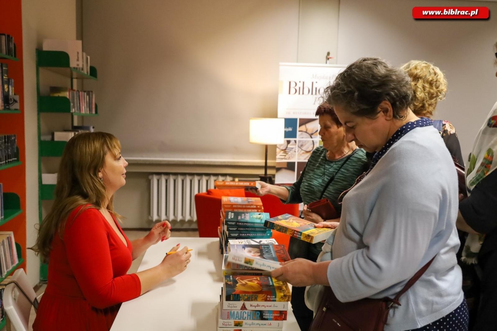 Zdjęcie w galerii na portalu naszraciborz.pl: Marzenia się spełnia – Dzień Kobiet z Magdaleną Majcher wiadomości z regionu