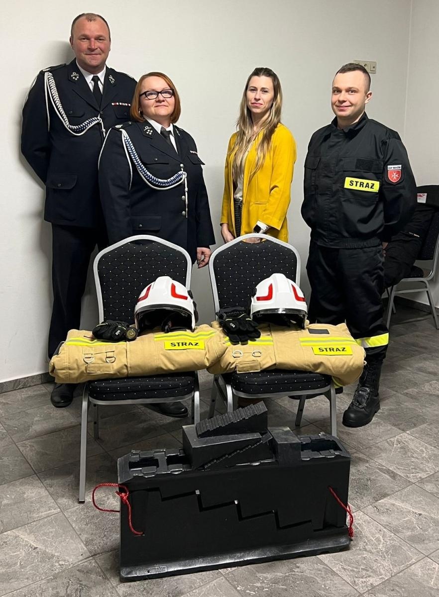 Zdjęcie w galerii na portalu naszraciborz.pl: OSP Maków ze wsparciem Aktywnych dla Lepszego Jutra wiadomości z regionu