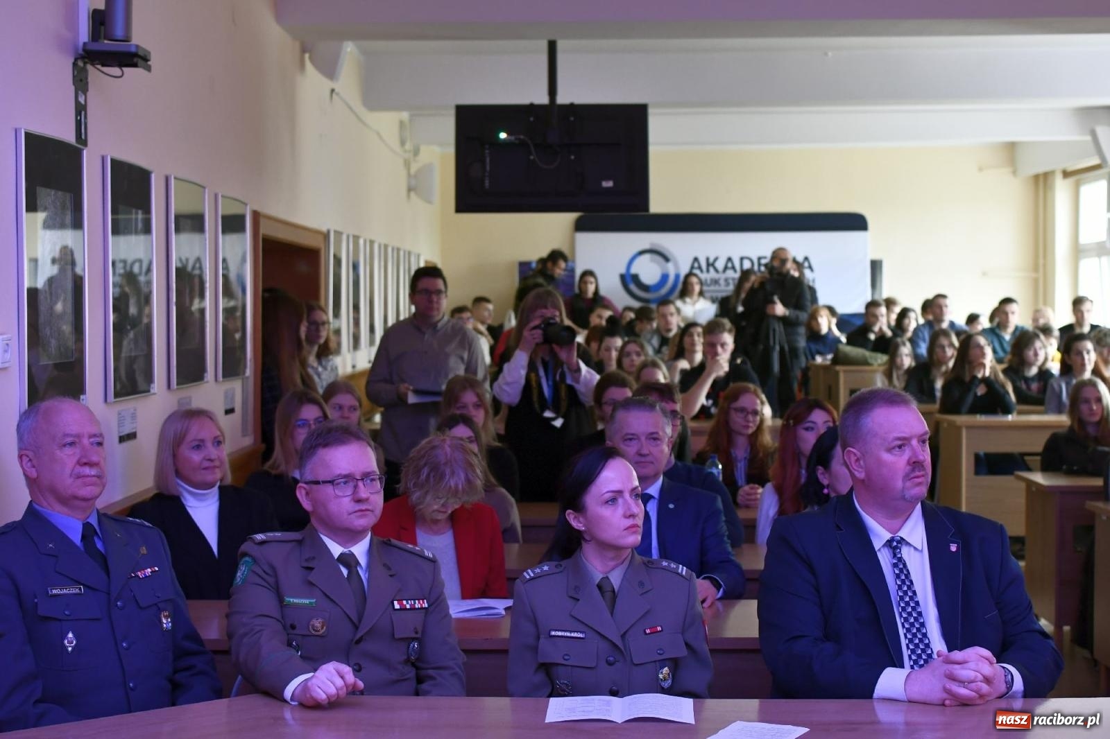 Zdjęcie w galerii na portalu naszraciborz.pl: Trzecie seminarium czasopisma naukowego Eunomia oraz Konferencja Studenckich Kół Naukowych wiadomości z regionu