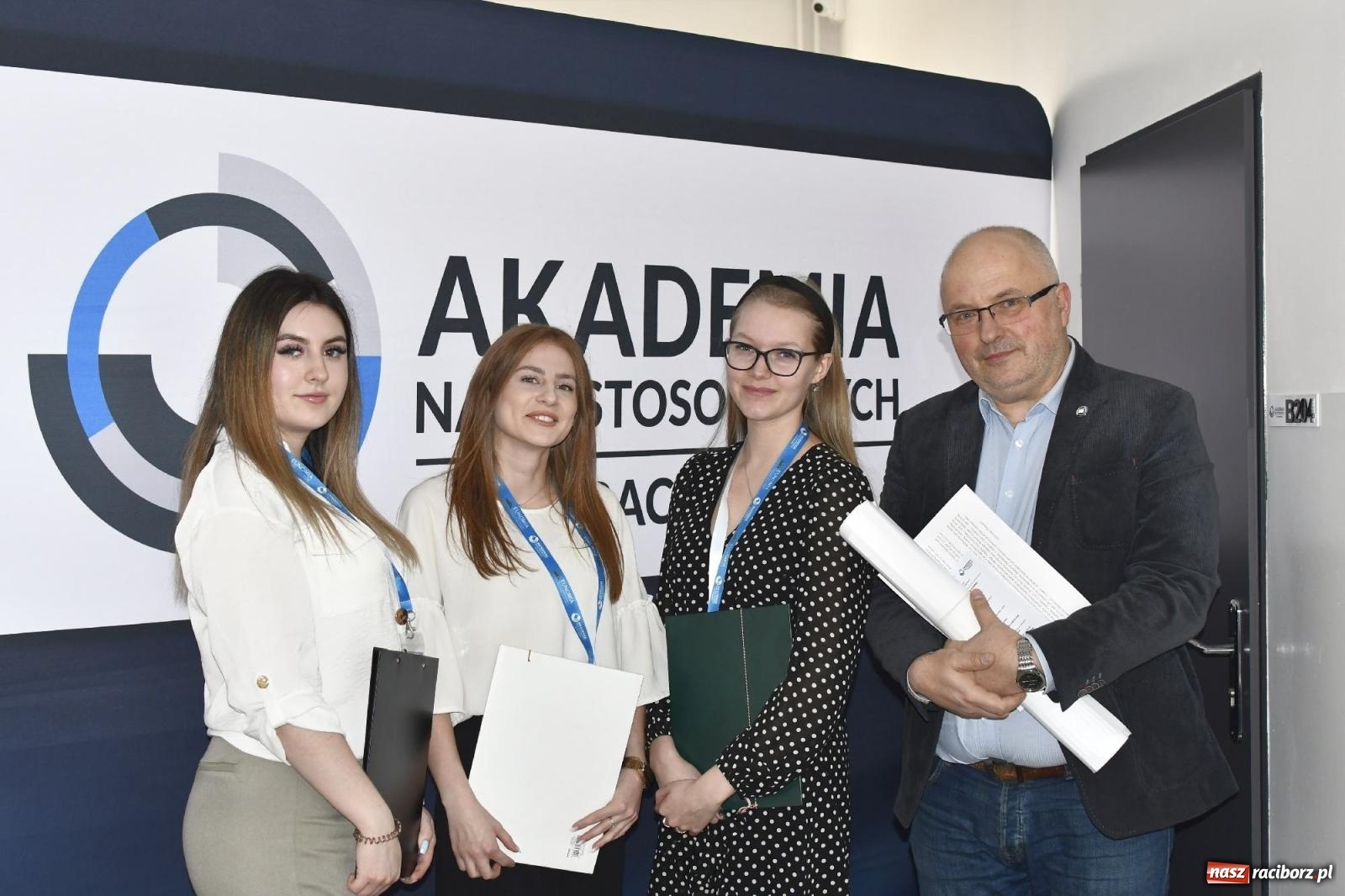 Zdjęcie w galerii na portalu naszraciborz.pl: Trzecie seminarium czasopisma naukowego Eunomia oraz Konferencja Studenckich Kół Naukowych wiadomości z regionu