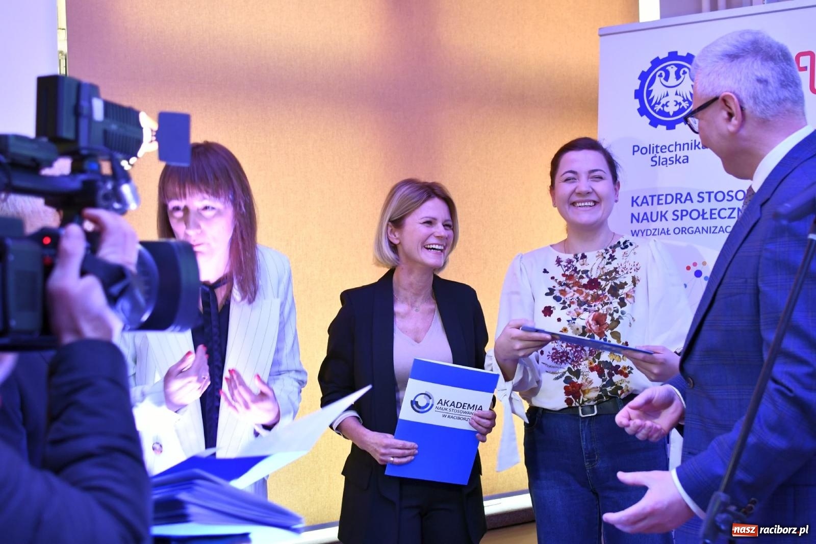 Zdjęcie w galerii na portalu naszraciborz.pl: Trzecie seminarium czasopisma naukowego Eunomia oraz Konferencja Studenckich Kół Naukowych wiadomości z regionu