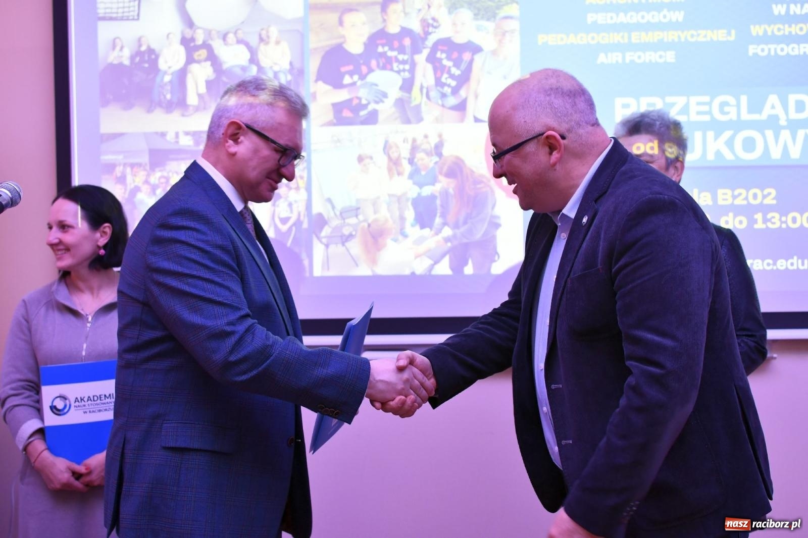 Zdjęcie w galerii na portalu naszraciborz.pl: Trzecie seminarium czasopisma naukowego Eunomia oraz Konferencja Studenckich Kół Naukowych wiadomości z regionu