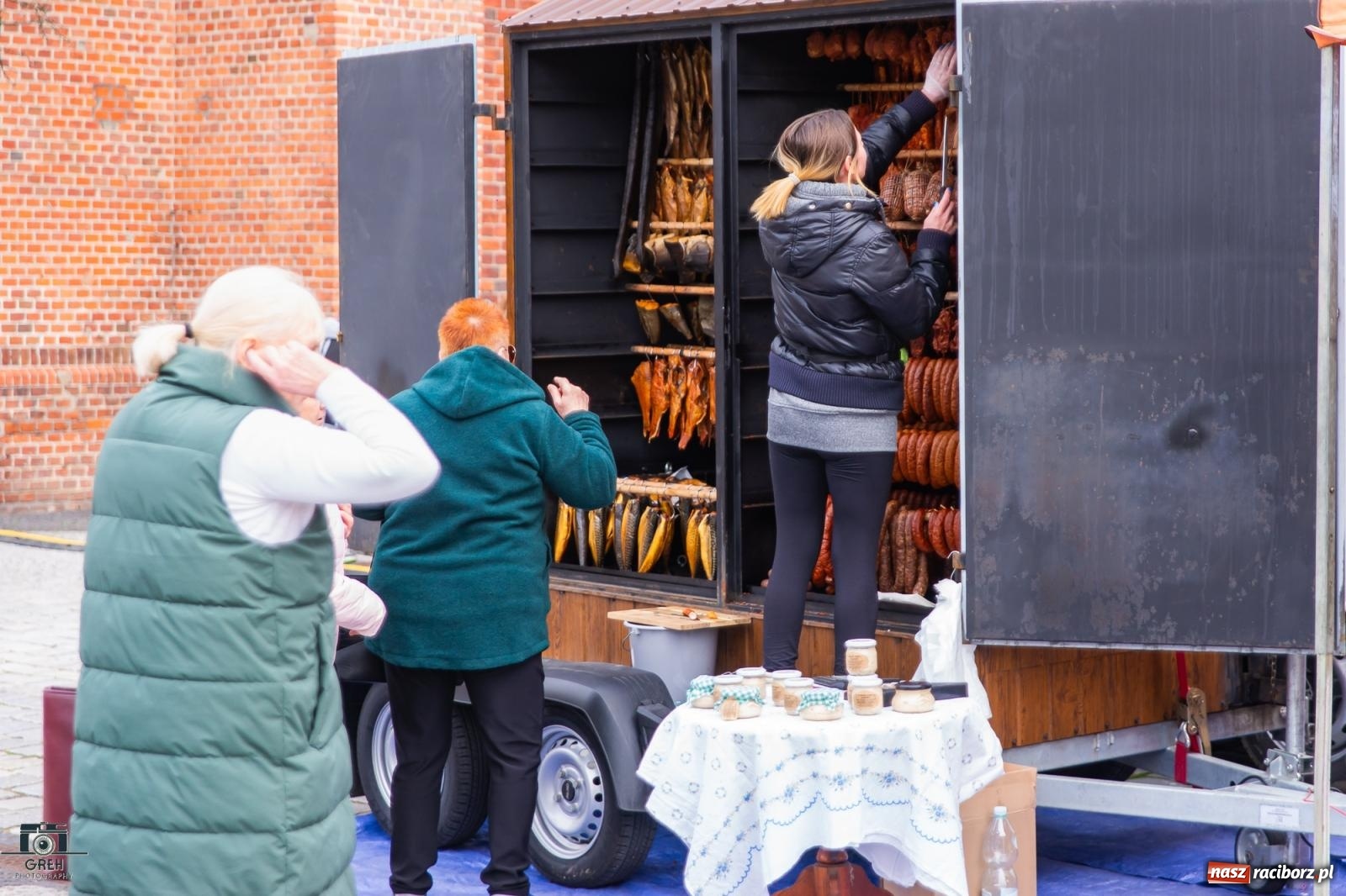 Zdjęcie w galerii na portalu naszraciborz.pl: Na rynku ruszył jarmark wielkanocny [FOTO i WIDEO] wiadomości z regionu