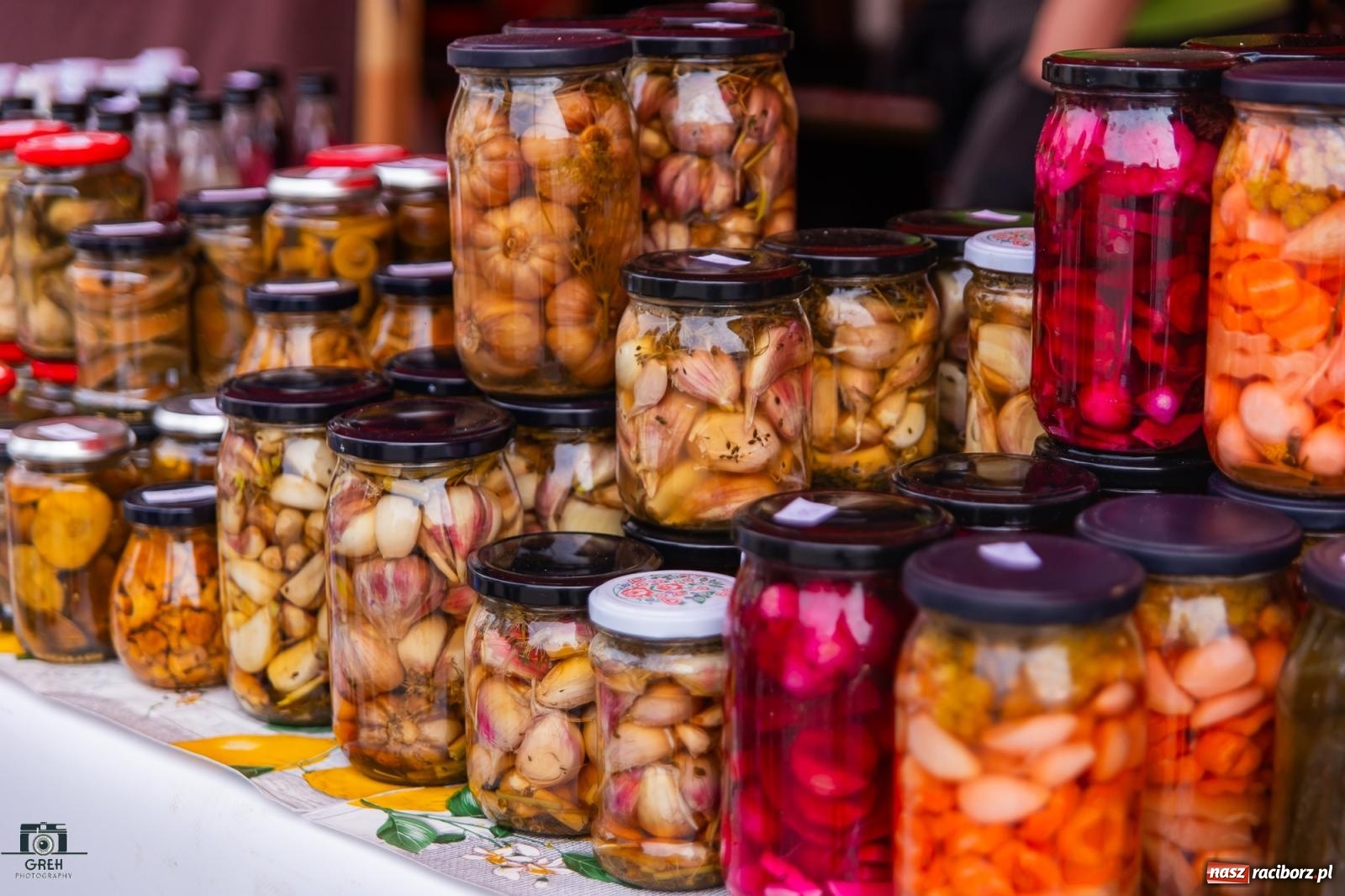 Zdjęcie w galerii na portalu naszraciborz.pl: Na rynku ruszył jarmark wielkanocny [FOTO i WIDEO] wiadomości z regionu