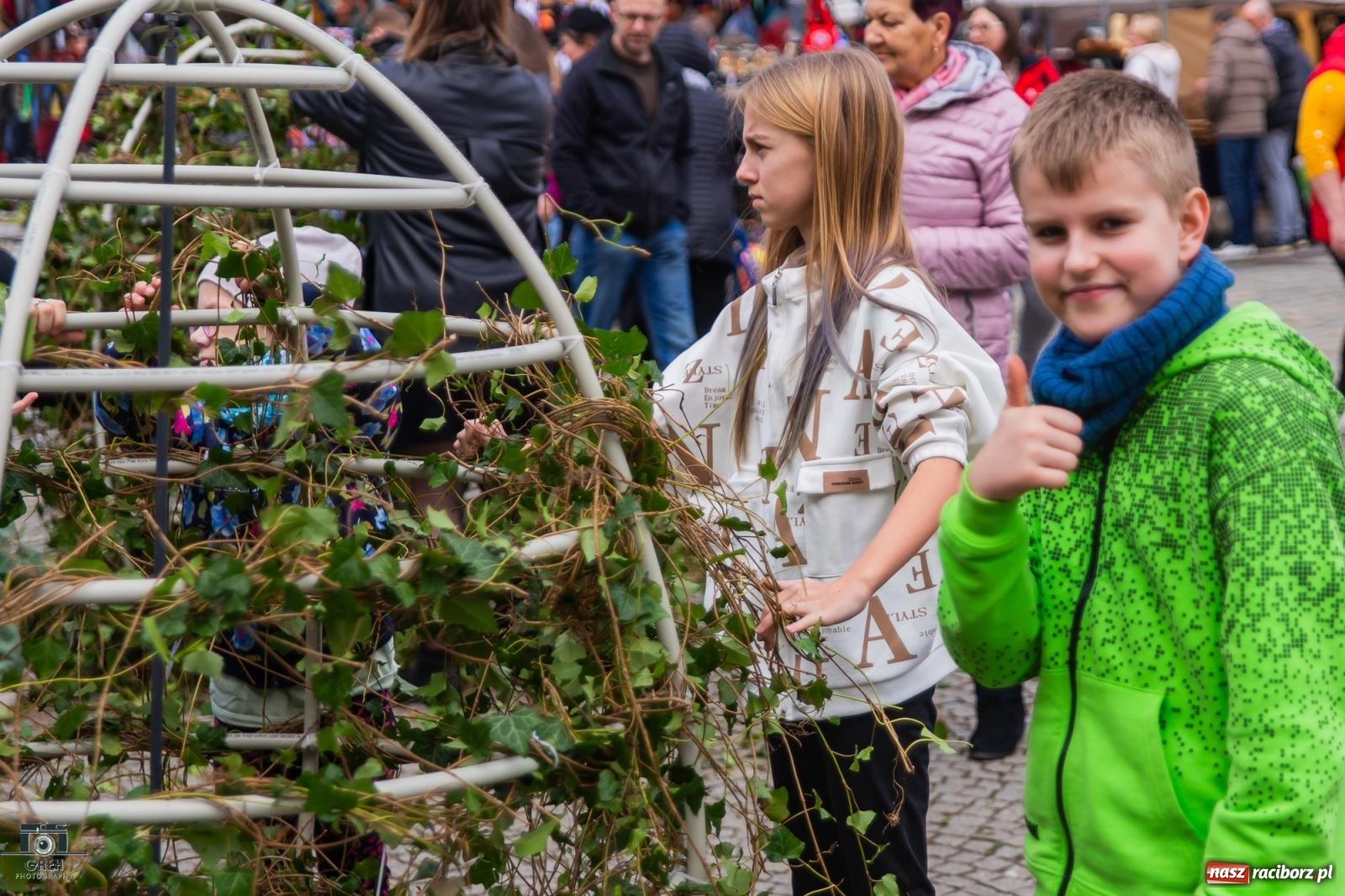 Zdjęcie w galerii na portalu naszraciborz.pl: Na rynku ruszył jarmark wielkanocny [FOTO i WIDEO] wiadomości z regionu